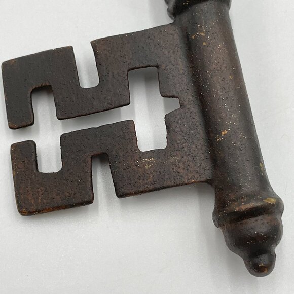 Oversized Key Home Decor Elaborate Wall Art Rustic Skeleton Key Large Big Shelf - Picture 7 of 10